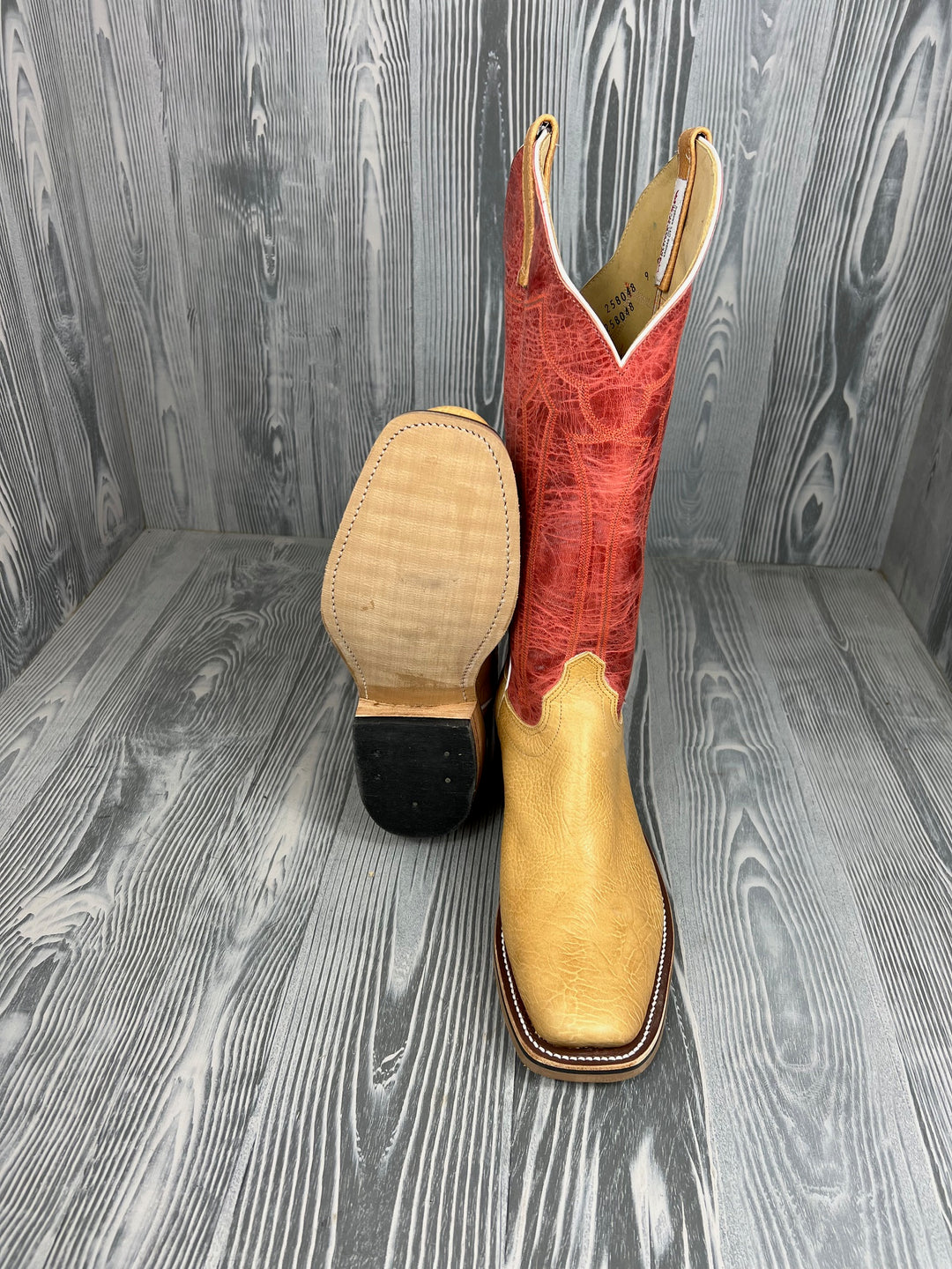 Men's Olathe Cognac Taurus Shoulder with 15" Orange Mad Dog Tops