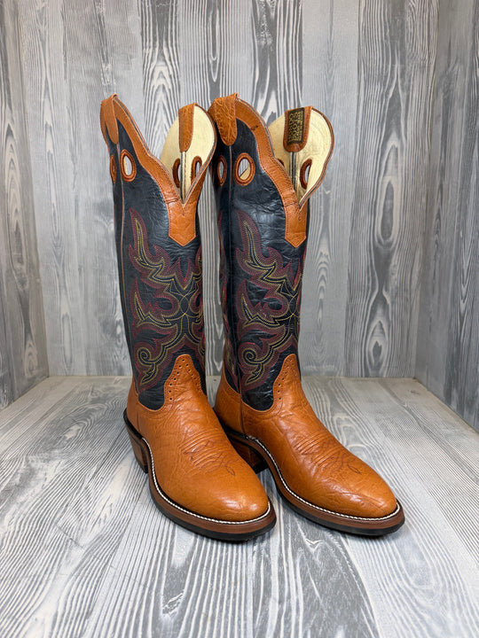 Men's Hondo Walnut Bullhide with 16" Black Volcano Tops