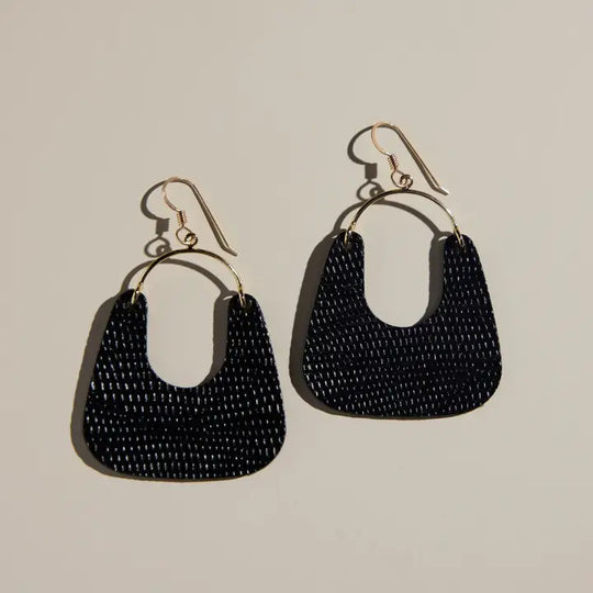 Nickel & Suede Noir Noras in Gold