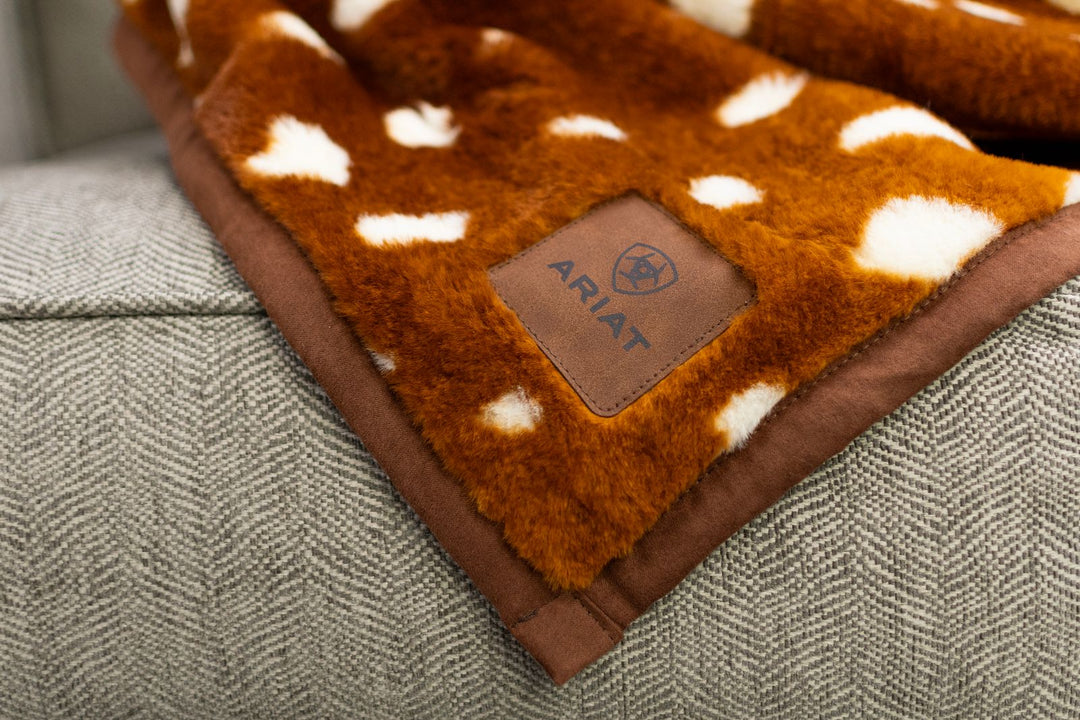 Ariat Antelope Snuggle Blanket