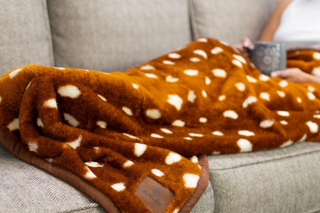 Ariat Antelope Snuggle Blanket