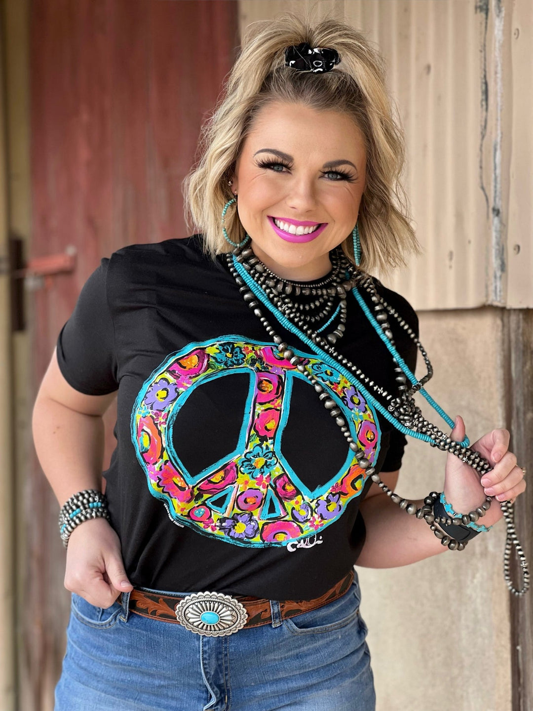 T-shirt à motif floral pour femme Texas True Threads Callie Ann Stelter Peace