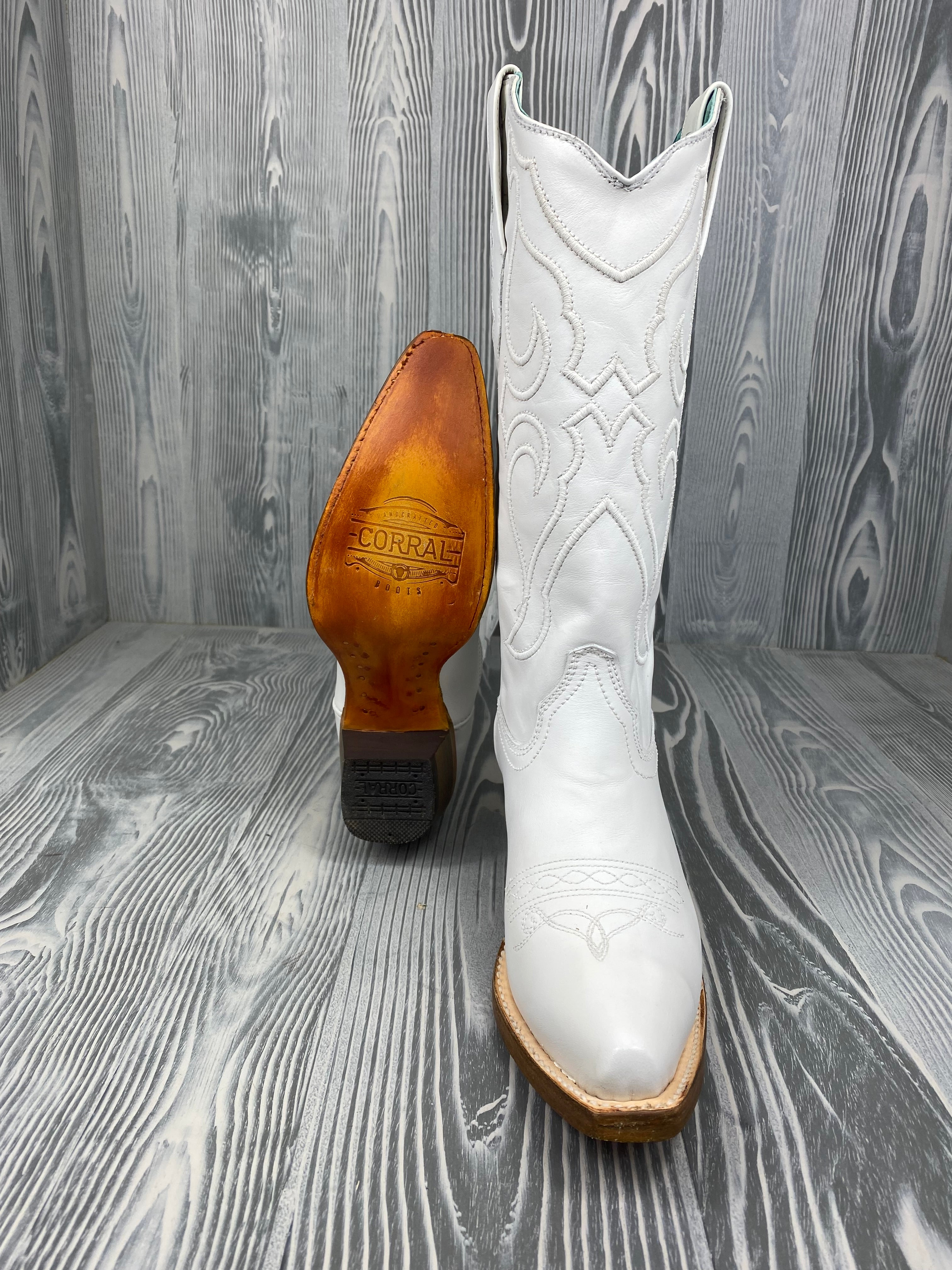 Women s Corral All White Cowgirl Western Boots Z5046 Nigro s Western Store 1